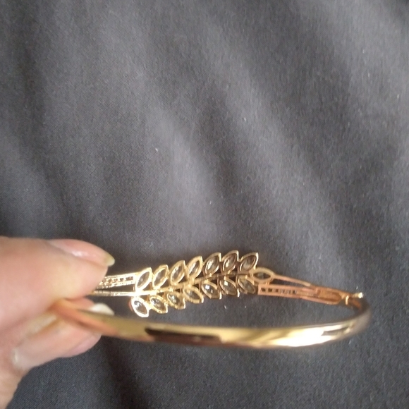 GF cz diamond bracelet - Picture 6 of 8